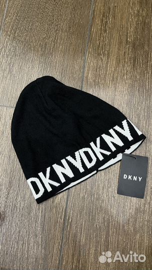 Шапка унисекс dkny
