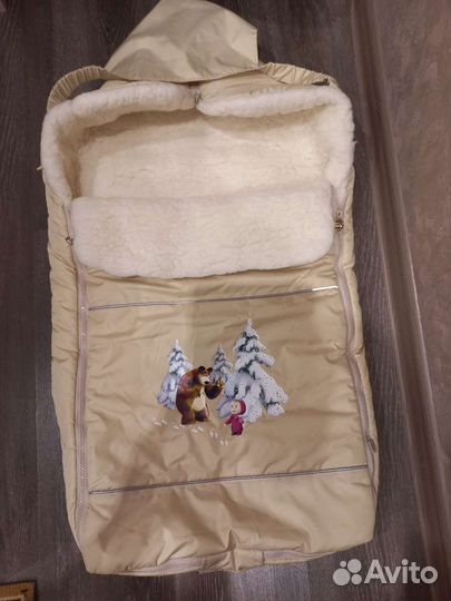 Меховой конверт в коляску, внутри шерсть