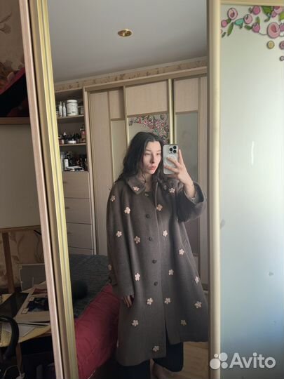 Коричневое дизайнерское пальто