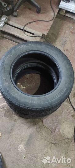 Bridgestone Blizzak DM-V2 235/65 R17 108S