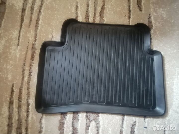 Комплект резиновых ковриков Lexus UX 2018-2023