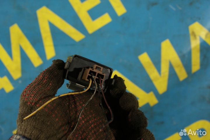 Реле интеркулера Mitsubishi Pajero 2