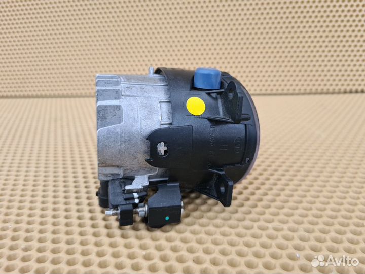 Фара противотуманная передняя левая Infiniti Q50