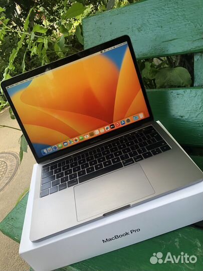 Apple MacBook Pro 13 2017 Touch Bar