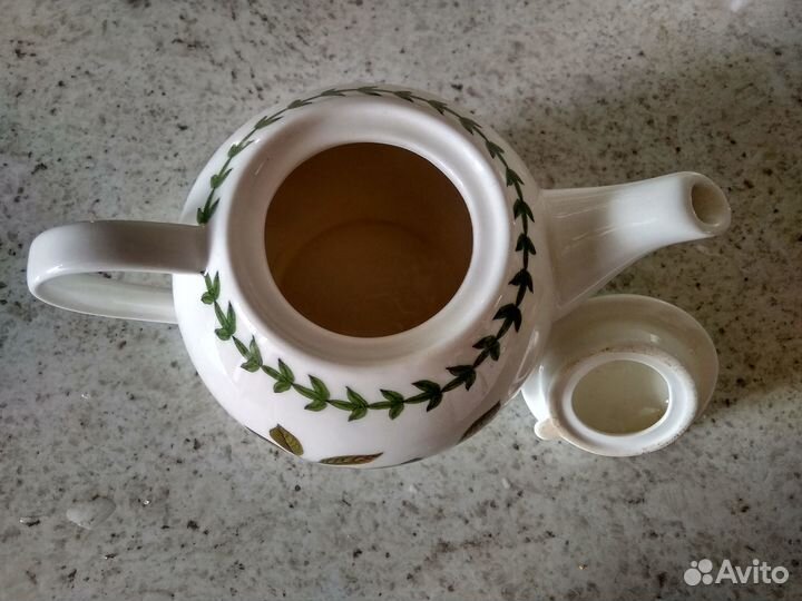 Чайник,ваза,щипцы,пр.д/отб.мяса,горшки,банки,крышк