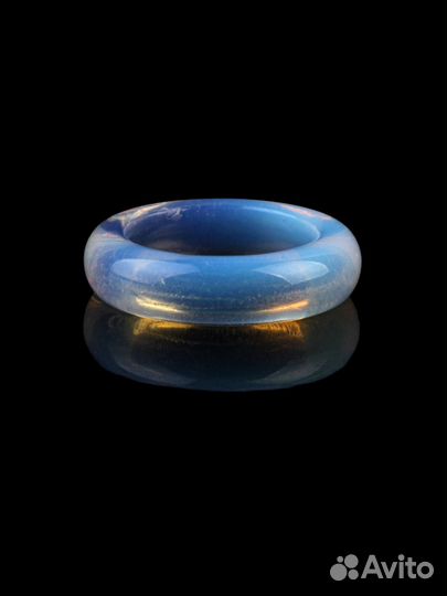 Кольцо из лунного камня
