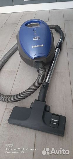 Пылесос Samsung 1300w