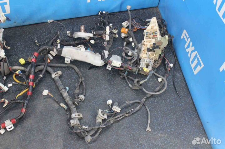 Проводка Toyota Crown (Тойота Краун) S151 82135308