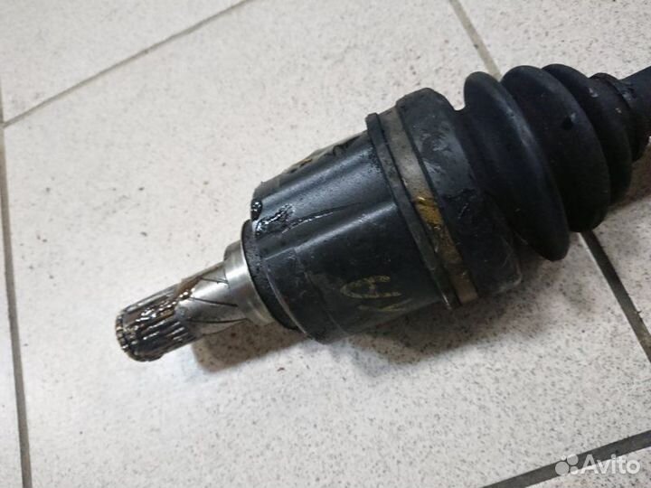 Привод передний левый Mitsubishi Lancer 10 4B11