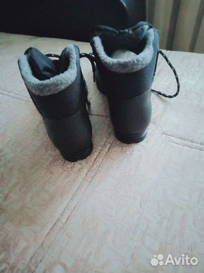 Лыжные ботинки