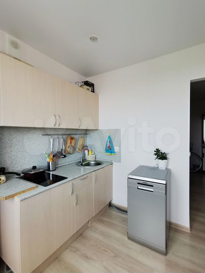 2-к. квартира, 43,8 м², 14/18 эт.