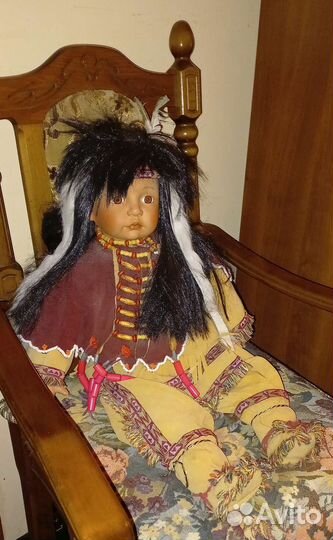 Фарфоровая кукла новая 