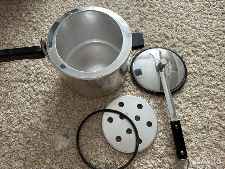 Скороварка СССР новая 6 литров