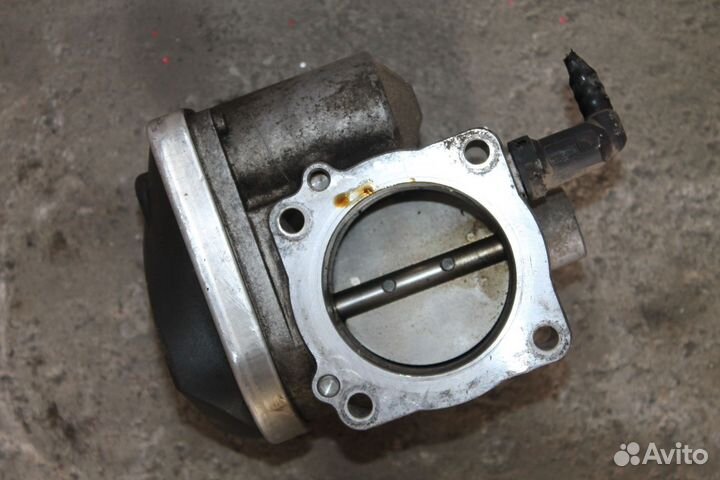 Renault Megane 2 1.6 дроссельная заслонка