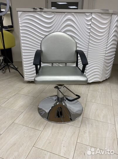 Парикмахерское кресло Эко гидравлика