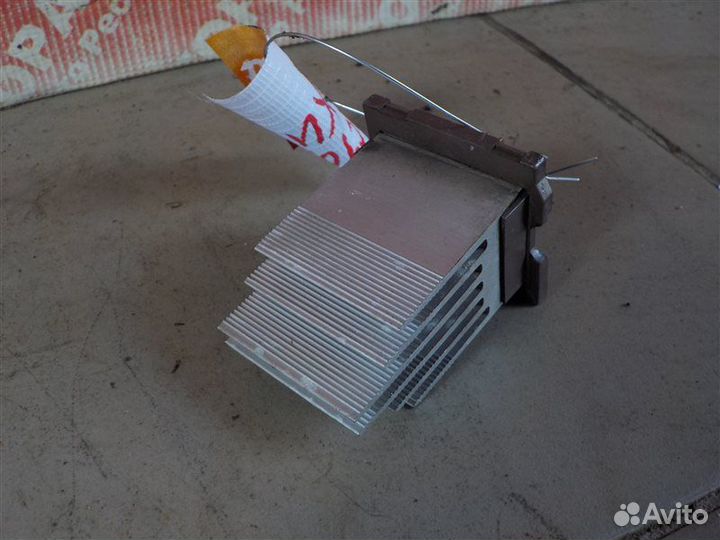 Резистор печки Kia Ceed хэтчбек (S2 3 двери) G4FC