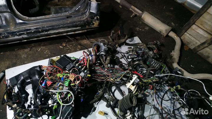 Проводка подкапотная volkswagen golf 4 1.4 МКПП