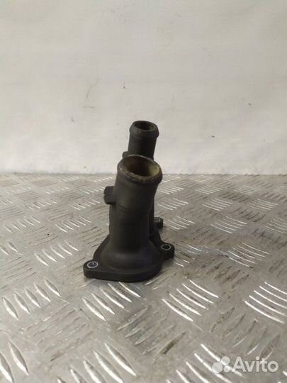 Корпус термостата Ford Focus хэтчбек 1.6 shda 2007