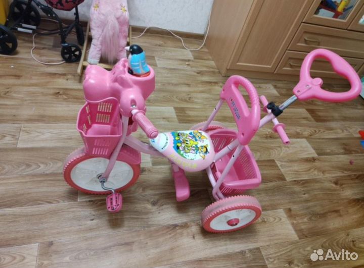 Трехколесный велосипед для девочки