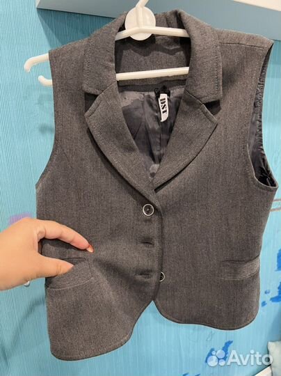 Жилет школьный серый