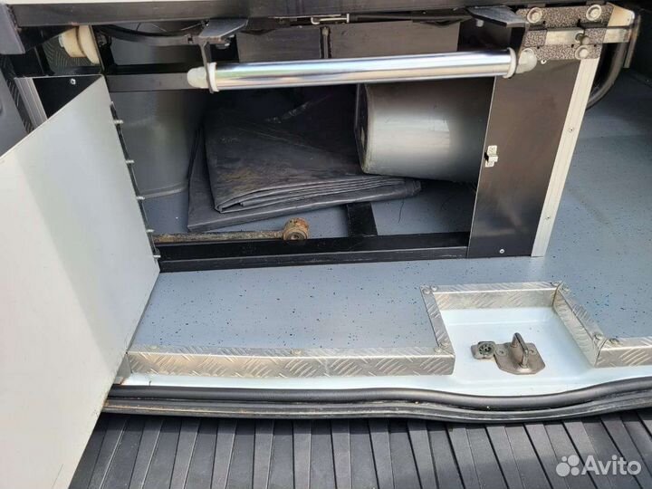 Ford Transit катафалк, 2021