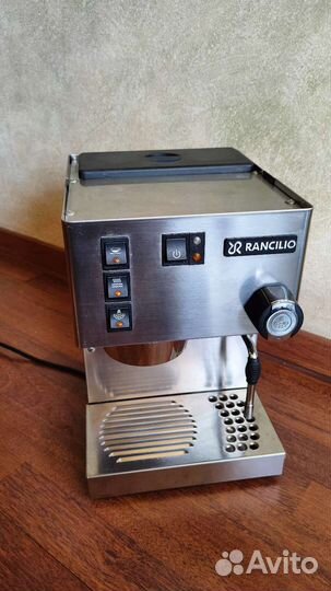 Кофемашина рожковая Rancilio Miss Silvia E