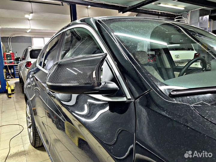 Спойлер решетки зеркала BMW F26 натуральный карбон