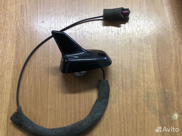 Антенна Audi A8 D3 2002-2010 4E0035503Q