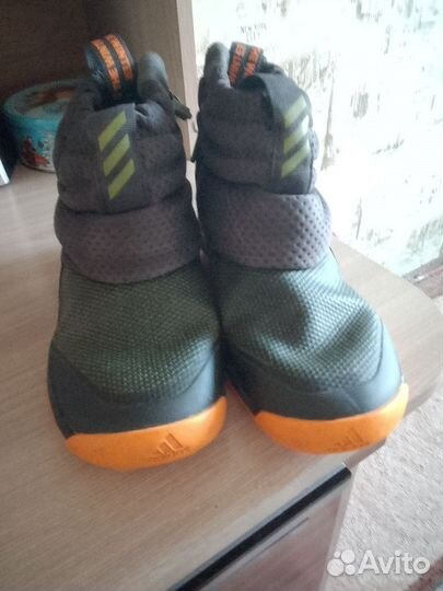 Сапожки ададас