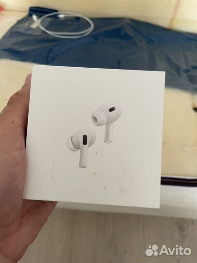 Беспроводные наушники apple airpods