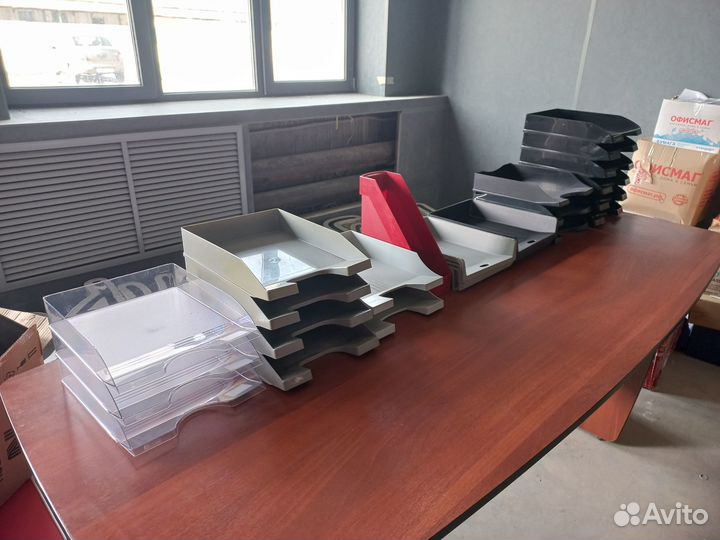 Лоток для бумаг вертикальны и горизонтальны