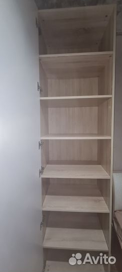 Шкаф белый угловой распашной