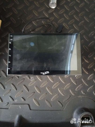 Продам магнитолу на андроиде