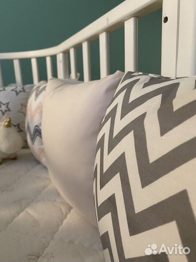 Новые бортики в детскую кроватку