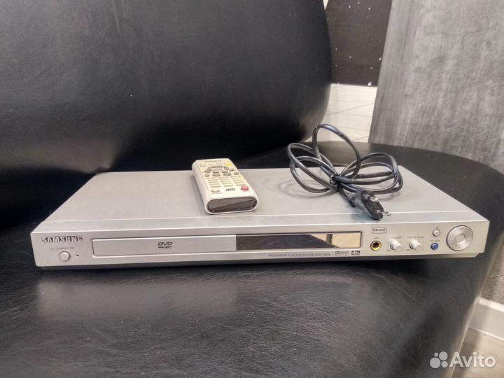 DVD плеер Samsung DVD-p545k XEV