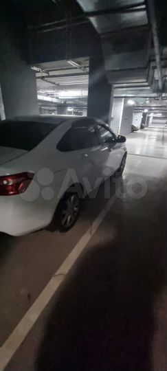 Машиноместо, 15 м²