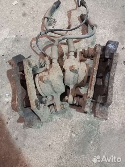 Передние тормозные суппорты Mercedes A-Class W168