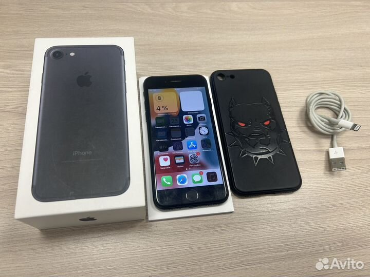 iPhone 7, 32 ГБ