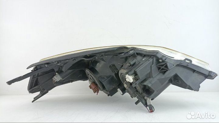 Фара левая Nissan Wingroad WFY11 2003