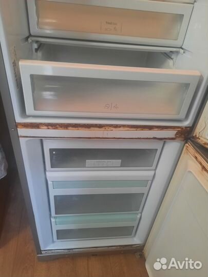 Холодильник hotpoint ariston бу