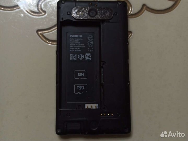 Телефон nokia 820 бу