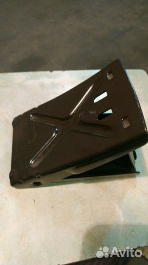 Противооткатное устройство под колесо