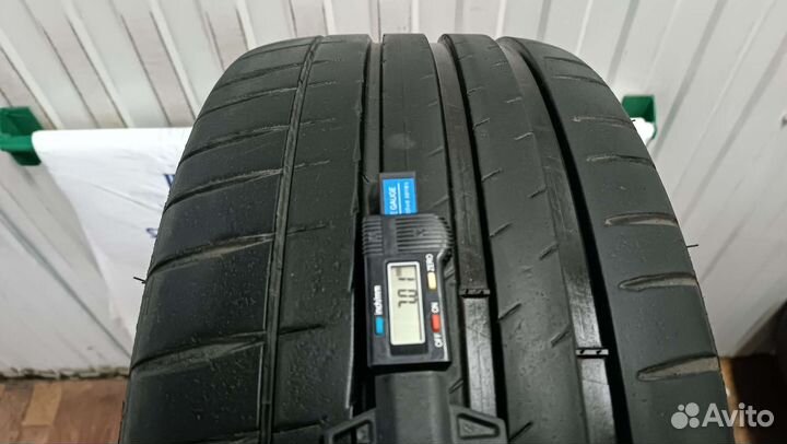 Michelin Pilot Sport 4 S 235/35 R19