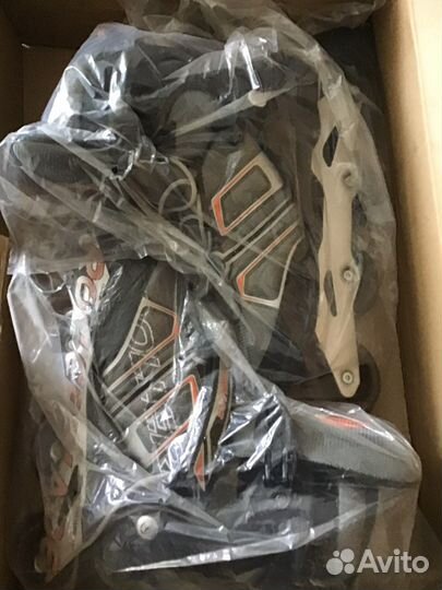 Роликовые коньки