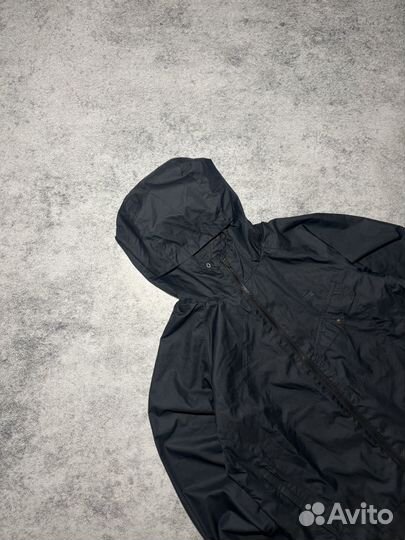 Ветровка nike acg (mammut, jack wolfskin)