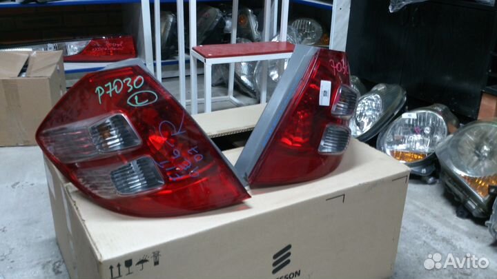 Стоп сигнал хонда фит GE6 2007г