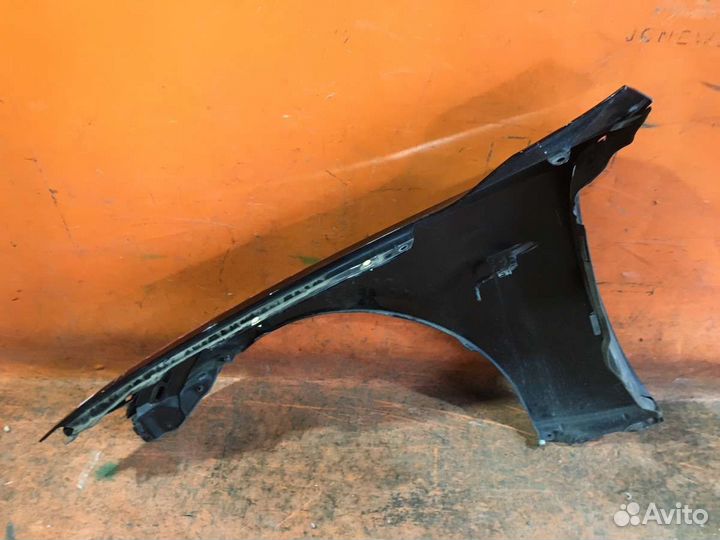 Крылья передние Lexus Is250 GSE20