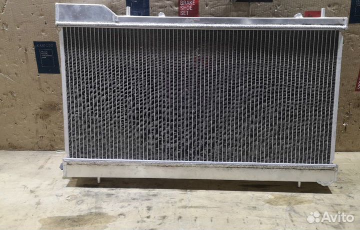 Радиатор двс Subaru forester sf5 ej20t