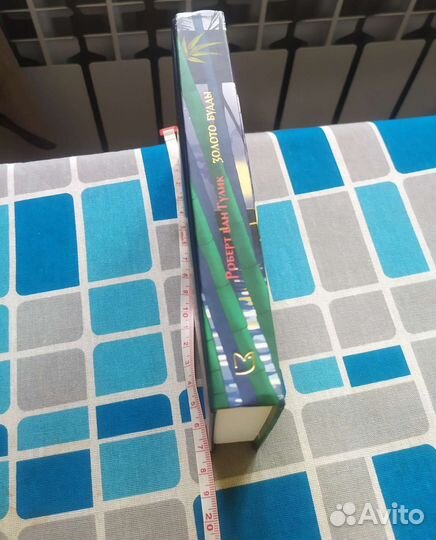 Книги детективы, цена указана за 1 шт