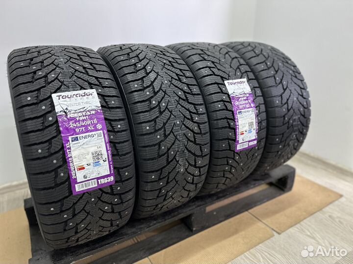 Tourador Ice Star TSW1 245/40 R18 97S